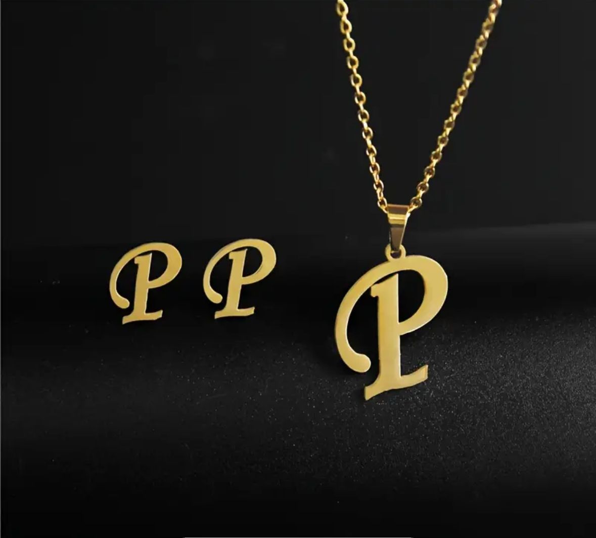 Personalized Initial Necklace - Elegant Letter Pendant in Gold