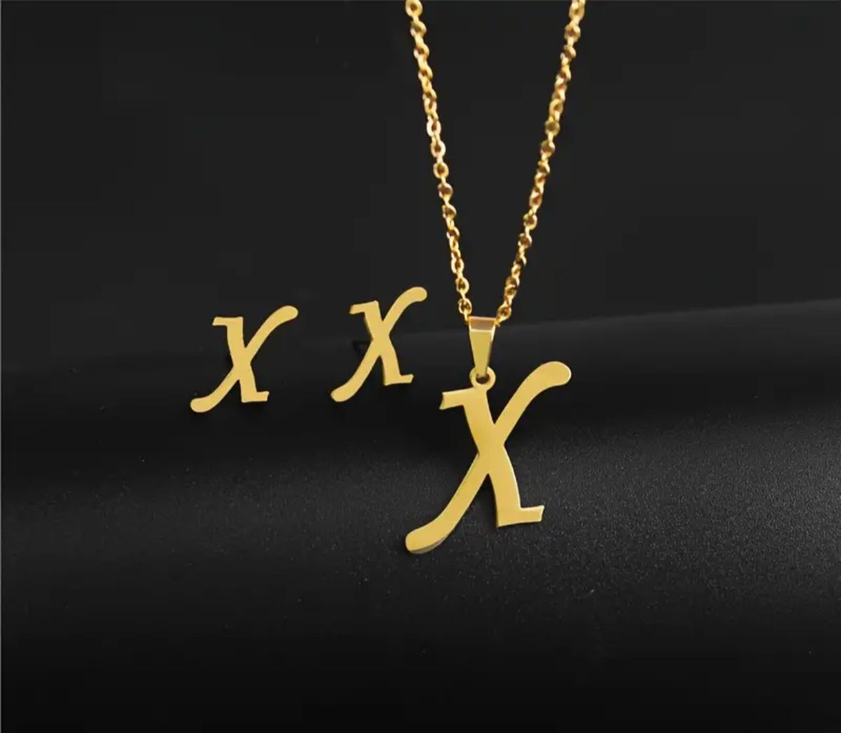 Personalized Initial Necklace - Elegant Letter Pendant in Gold