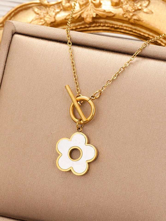 Clasp Seashell & five Petal Flower Style Necklace Stainless Steel