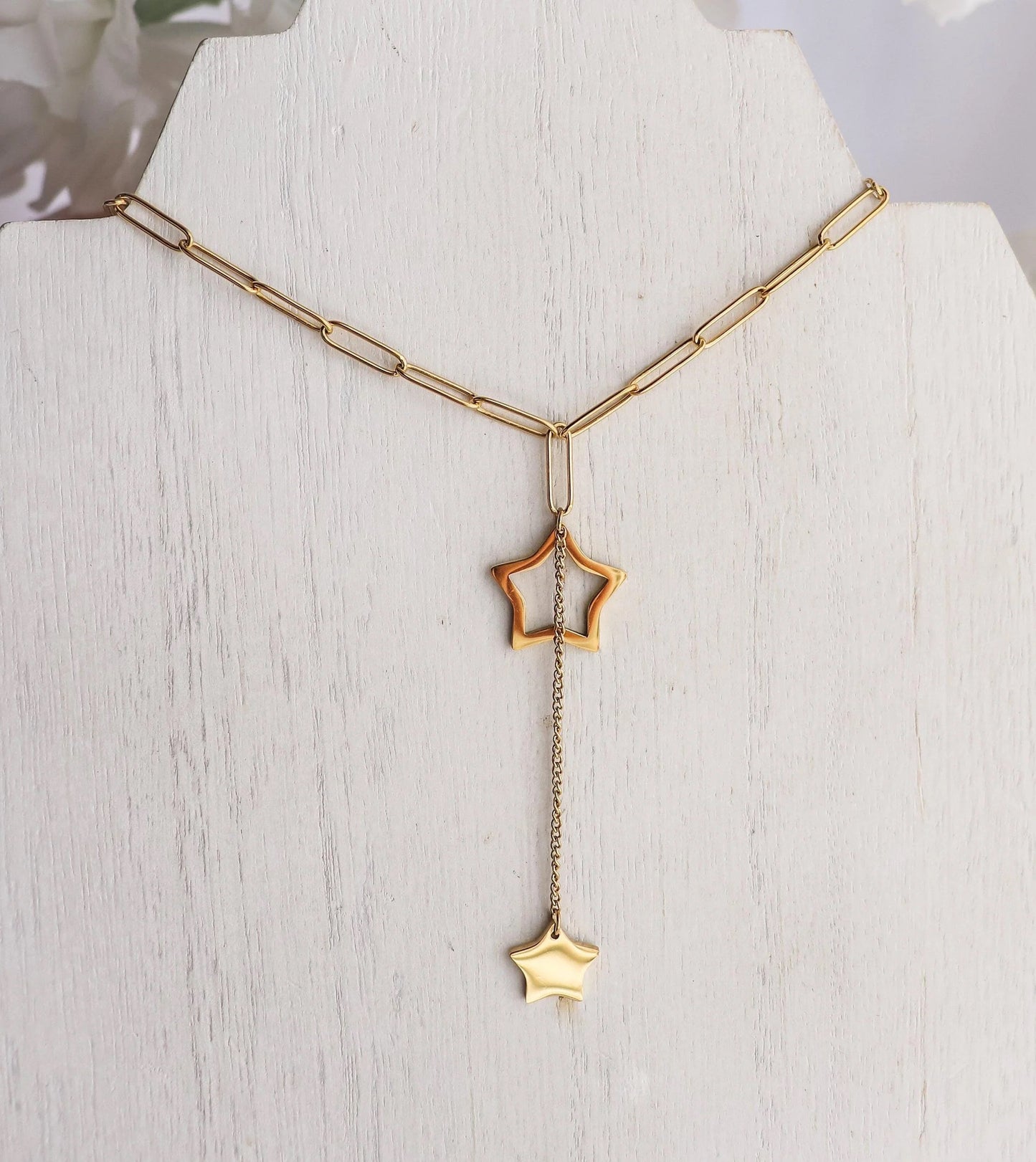 Elegant Stainless Steel Star Charm Necklace with Paperclip Chain Design